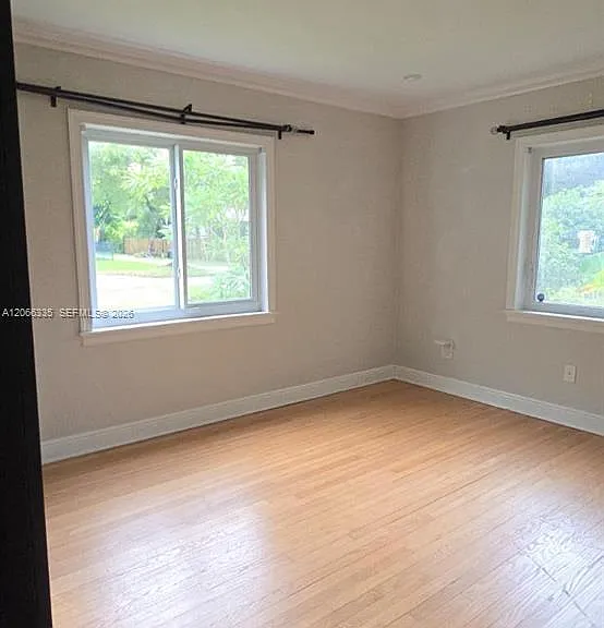 142 NW 98th St — Photo 36