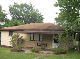 405 Cherry St, New Stanton, PA 15672