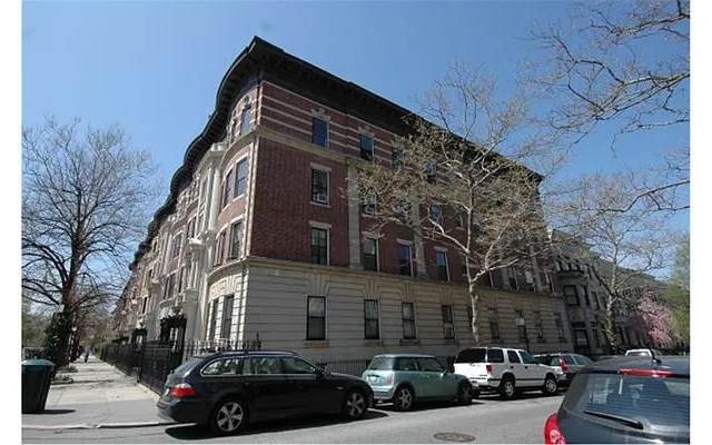 Sold by Douglas Elliman | media 16