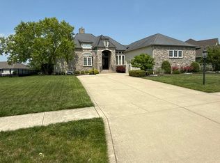 2857 Bonita Dr, Valparaiso, IN 46385