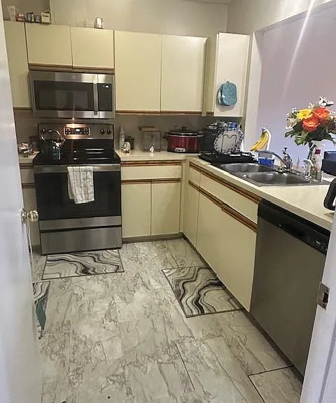 242 Lamplighter Cir — Photo 15