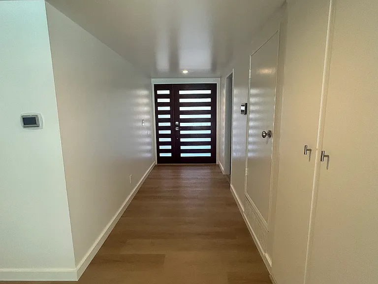 24246 Hatteras St — Photo 4