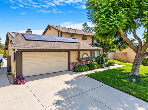 7421 Catawba Dr, Fontana, CA 92336
