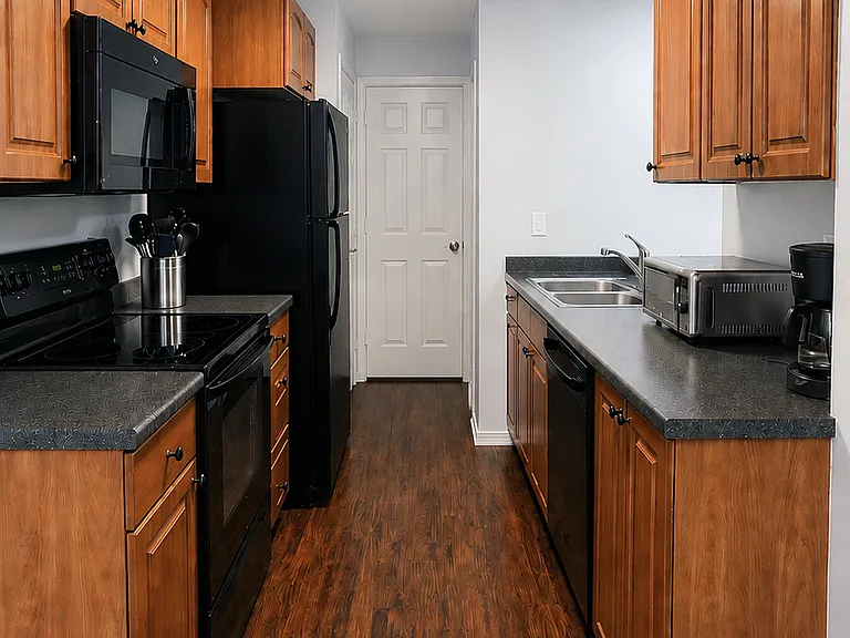 15433 Country Club Dr #A104 — Photo 6