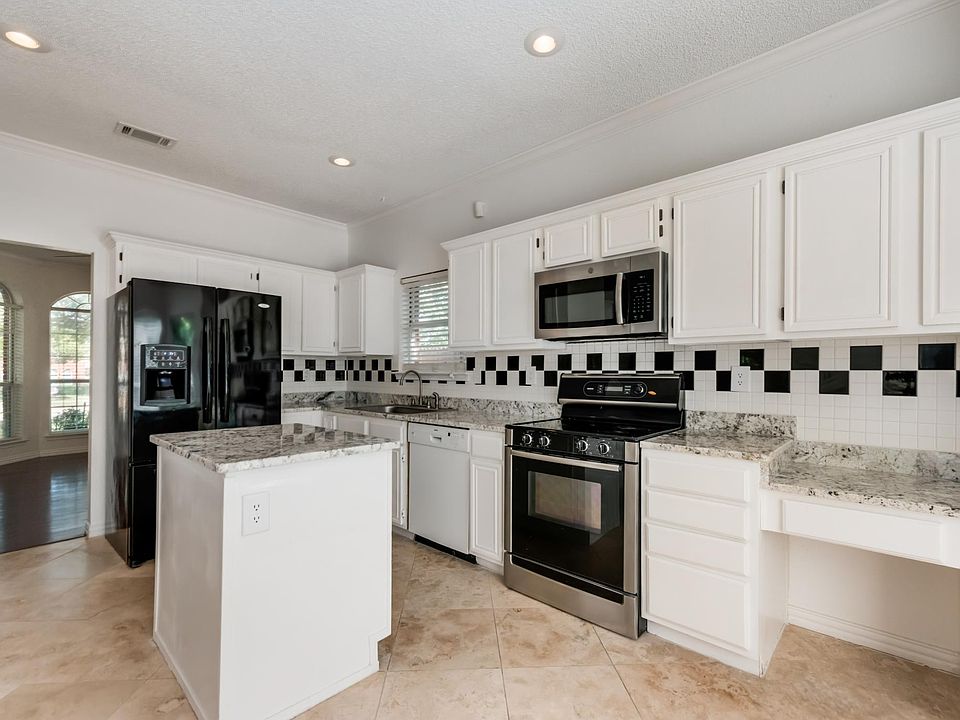 1st image of 6741 Amethyst Ln