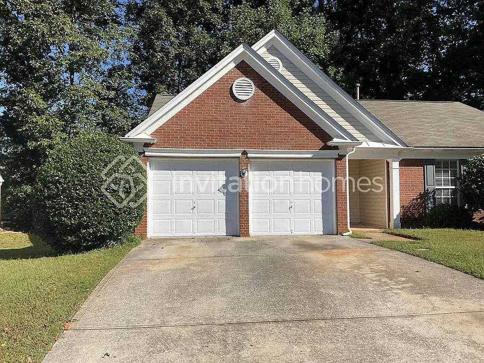 129 Park Forest Dr NW