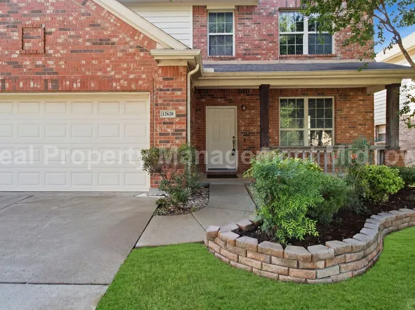 12620 Summerwood Dr, Burleson, TX 76028