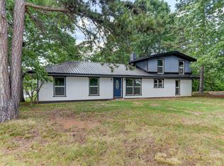 101 Chaney Ln, Gretna, VA 24557