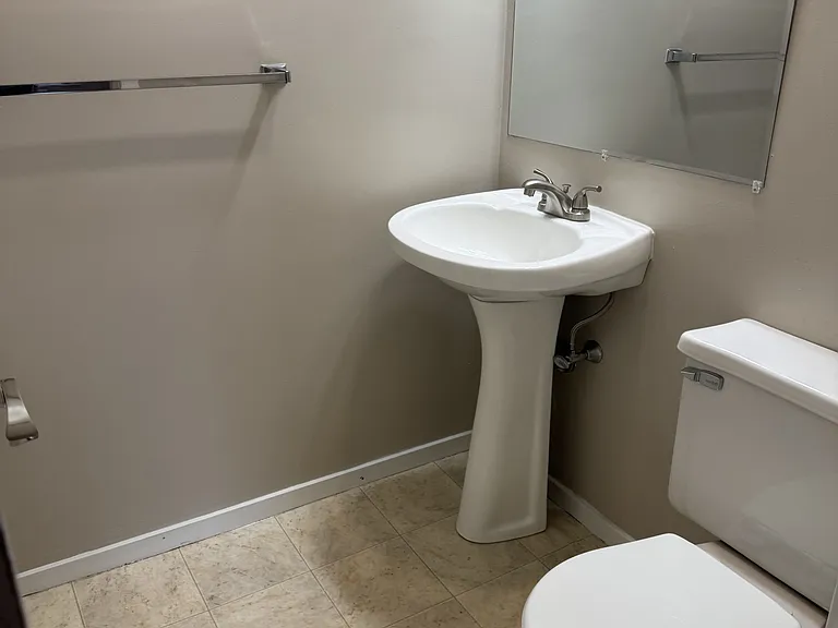 5 Brookside Ln #10 — Photo 6