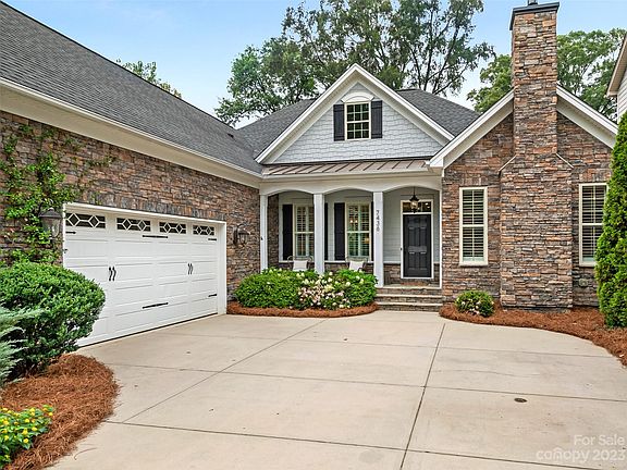 2nd image of 7436 Edenbridge Ln