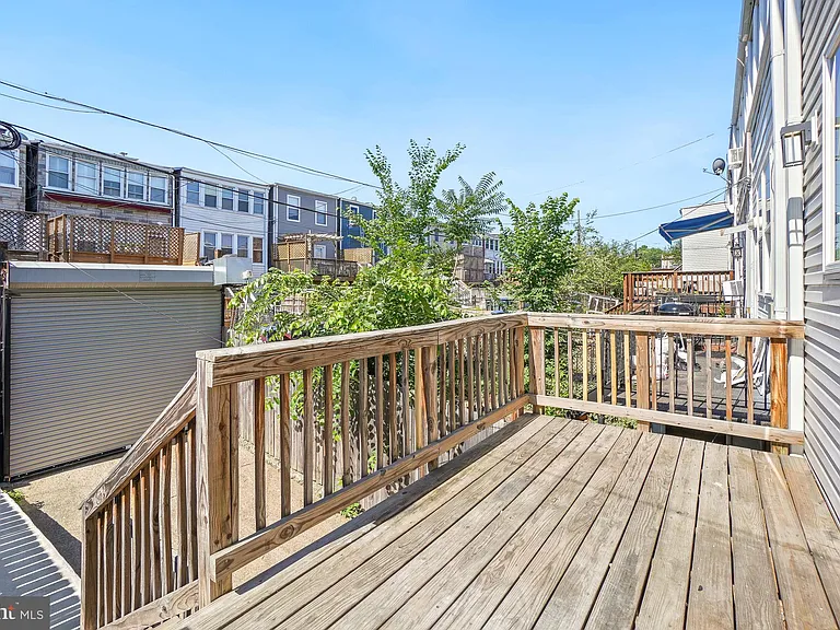 1529 Isherwood St NE — Photo 30