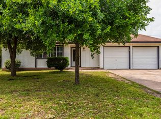 1907 Farnswood Dr, Round Rock, TX 78664