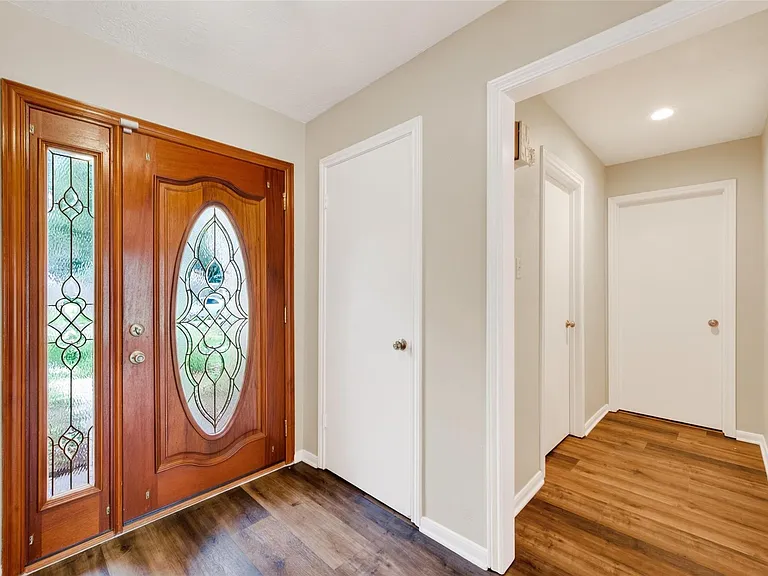 18111 Shireoak Dr — Photo 5