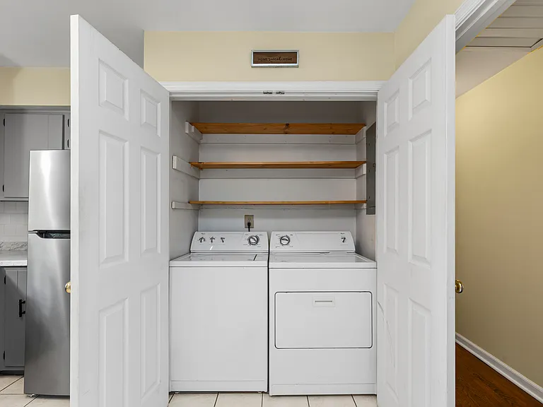 10112 Post Horn Dr — Photo 21