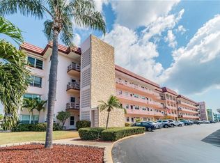 5955 30th Ave S APT 106, Gulfport, FL 33707