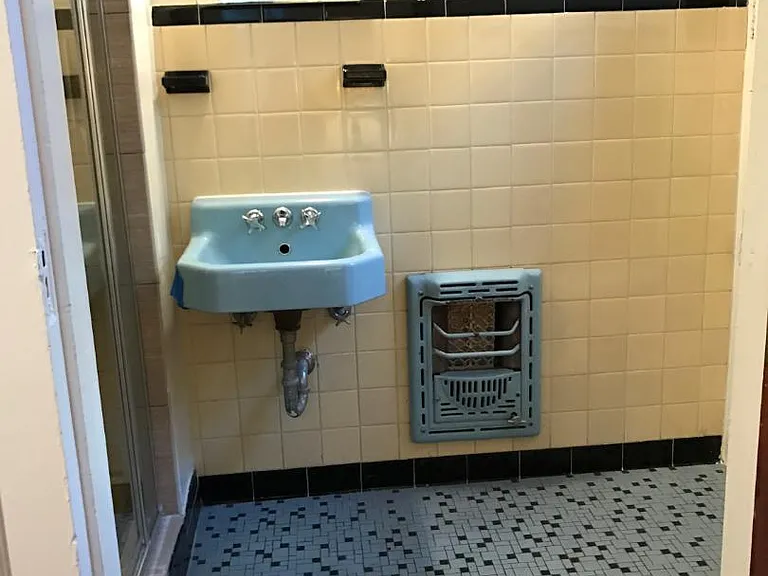 Unit Photo