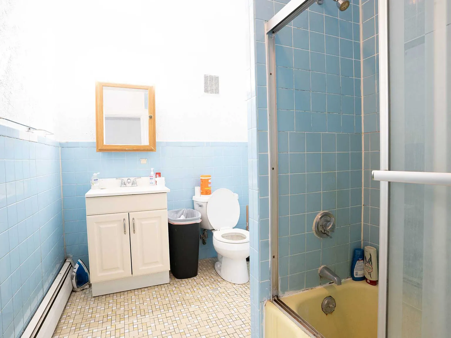 3 bed, $3,525 — Photo 2