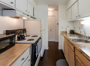 Candlewyck Apartments, Kalamazoo, MI 49001