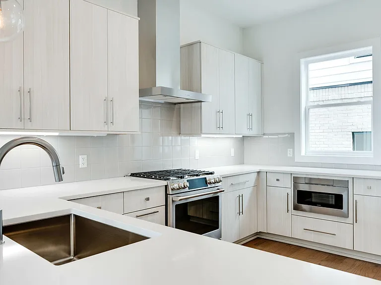 660 Hamilton Ave — Photo 11