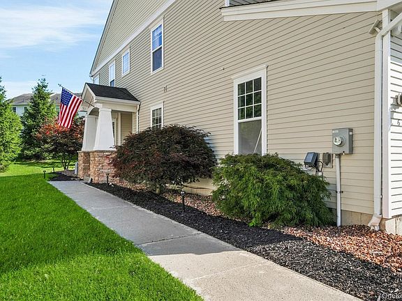 4th image of 6 Avoncroft Lane