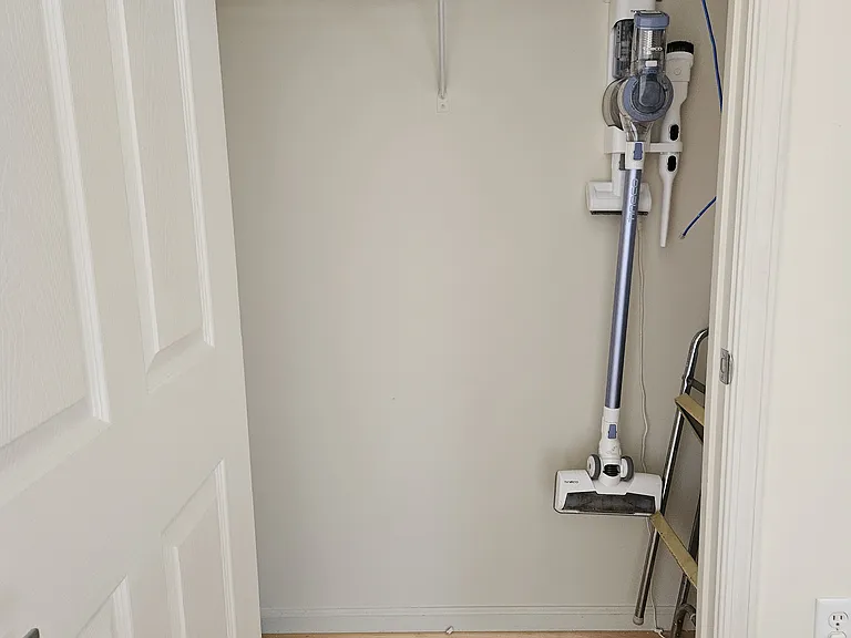 2726 Gallows Rd #1503 — Photo 14