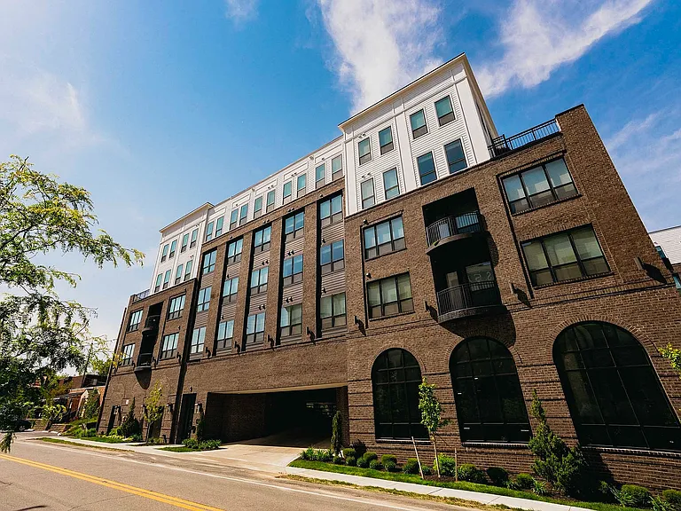 07_Langham_Exterior