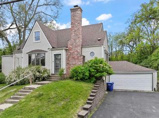 717 Front St, Lisle, IL 60532