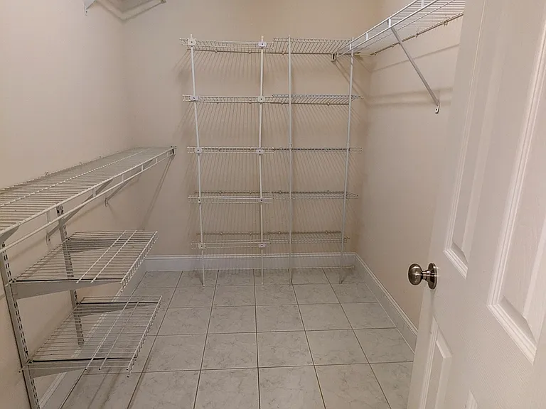 5741 Cambridge Bay Dr — Photo 14