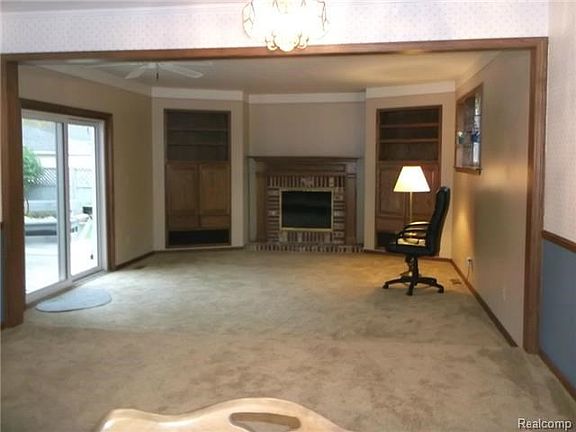 5th image of 20869 Paloma St