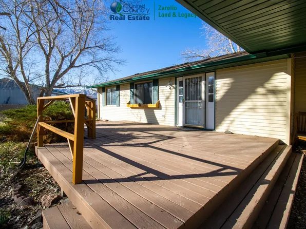 2415 Larkspur Rd, Casper, WY 82604