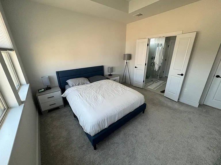 8614 Cumbrae Ln — Photo 27