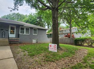 814 NW Mock Ave, Blue Springs, MO 64015