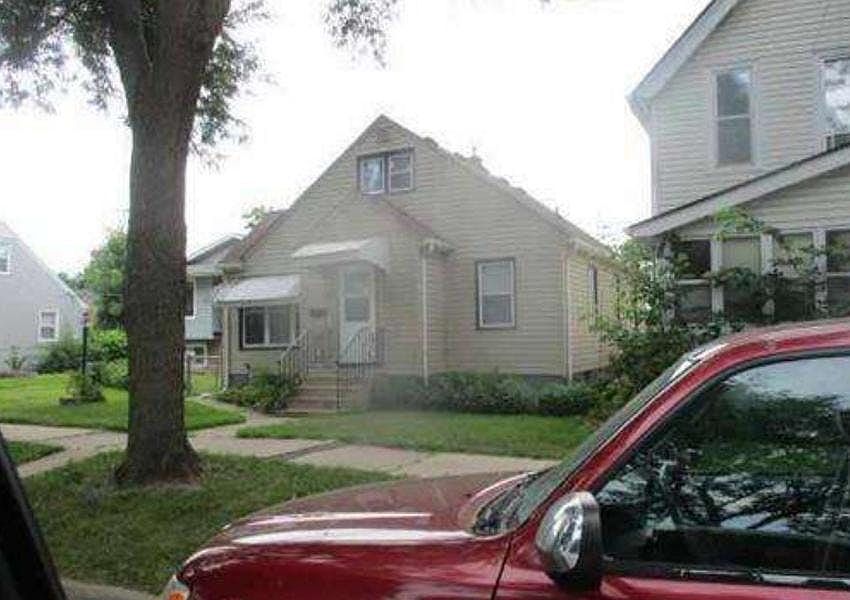 1st image of 862 Jessamine Ave E