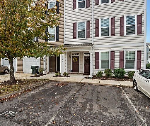 2nd image of 1705 Prosperity Ct