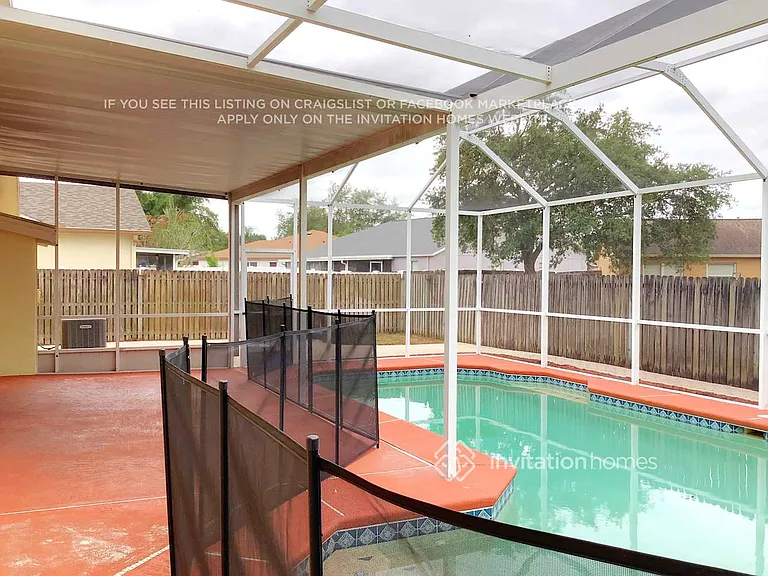 704 Tuscanny St — Photo 4