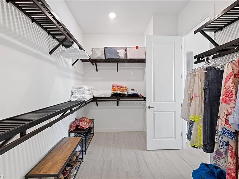 3130 Heather Glen Ct — Photo 17