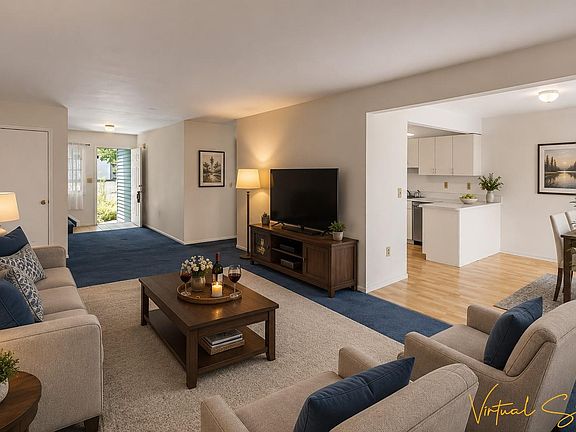 4th image of 33 Village Gate Way #33
