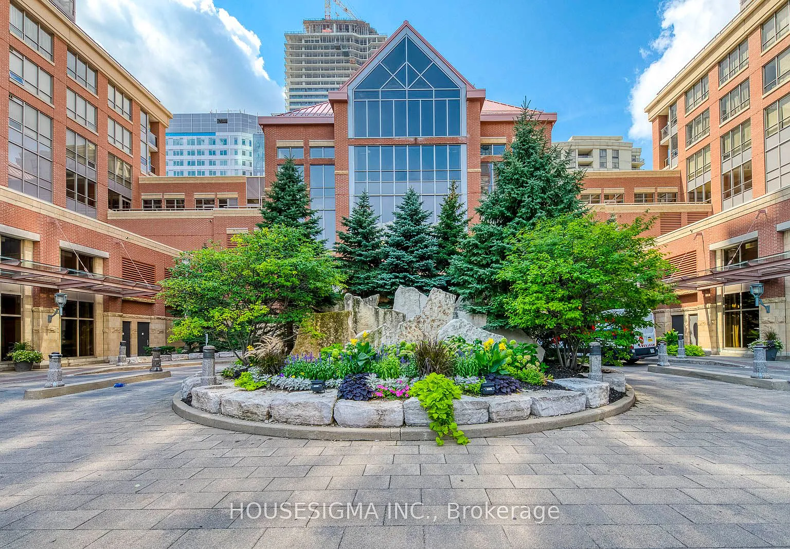 3 bed, $3,000 — Photo 1
