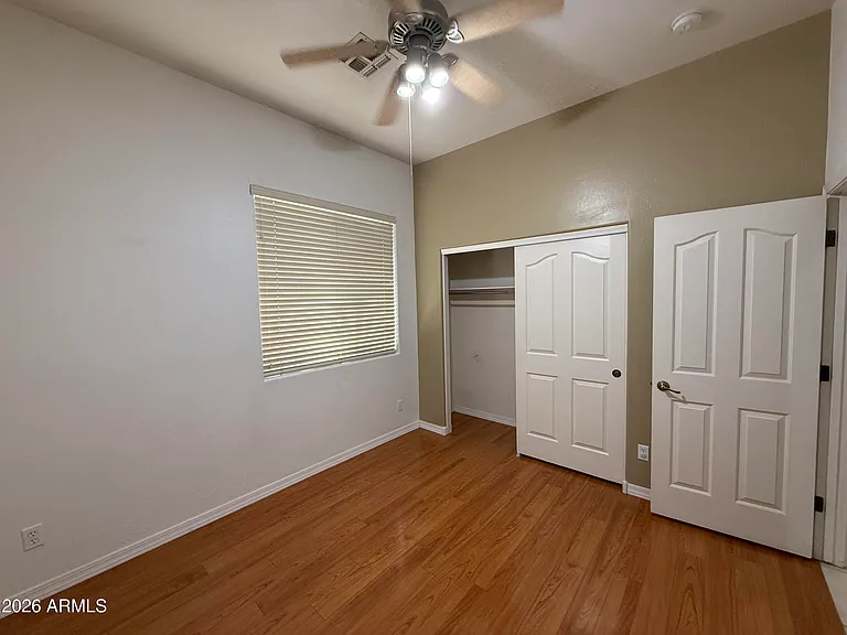 101 S Presidio Dr — Photo 21