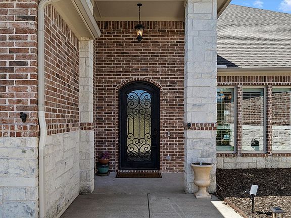 5th image of 362 Willowcrest