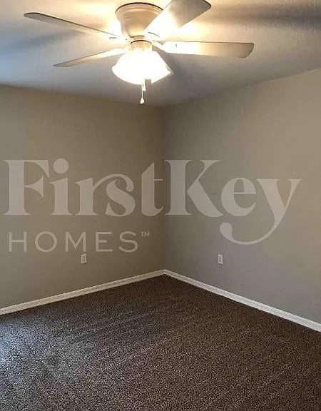 6342 Hampton Pointe Cir — Photo 13