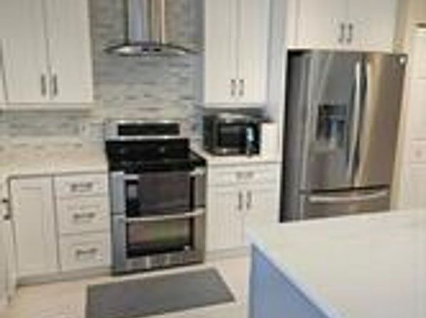 10225 SW 20th St #102225