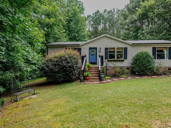 7041 Old Plantation Dr, Graham, NC 27253