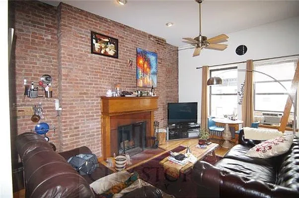 Rented by City Stop Realty | media 22