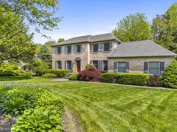 3 Hidden Valley Dr, Newark, DE 19711
