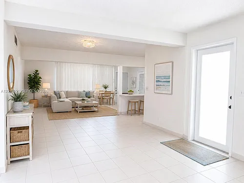 10081 W Bay Harbor Dr #1 Photo 1