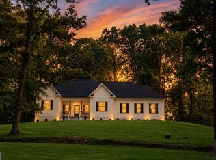 8415 Bens Ln, Warrenton, VA 20186