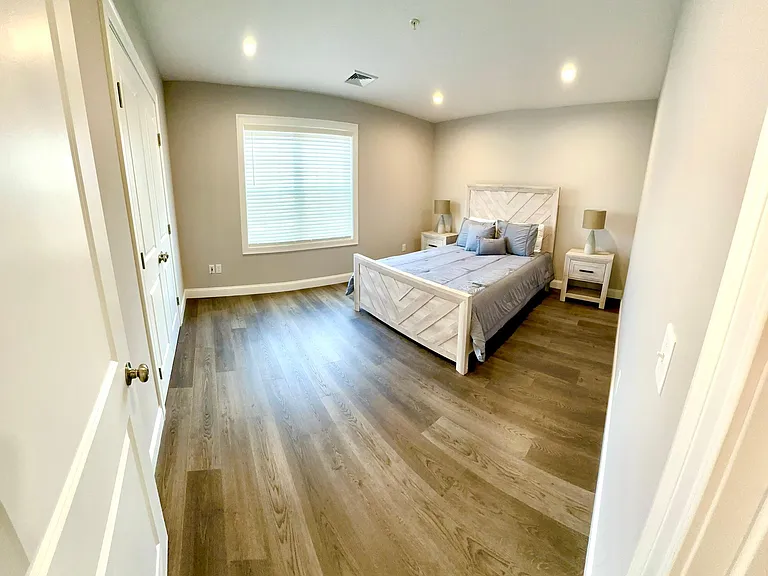 80 Cross Rd #206 — Photo 3