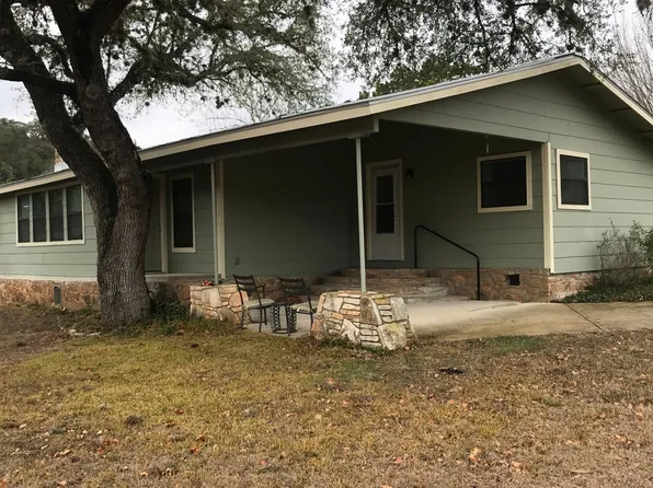 848 Upper Turtle Creek Rd #A, Kerrville, TX 78028