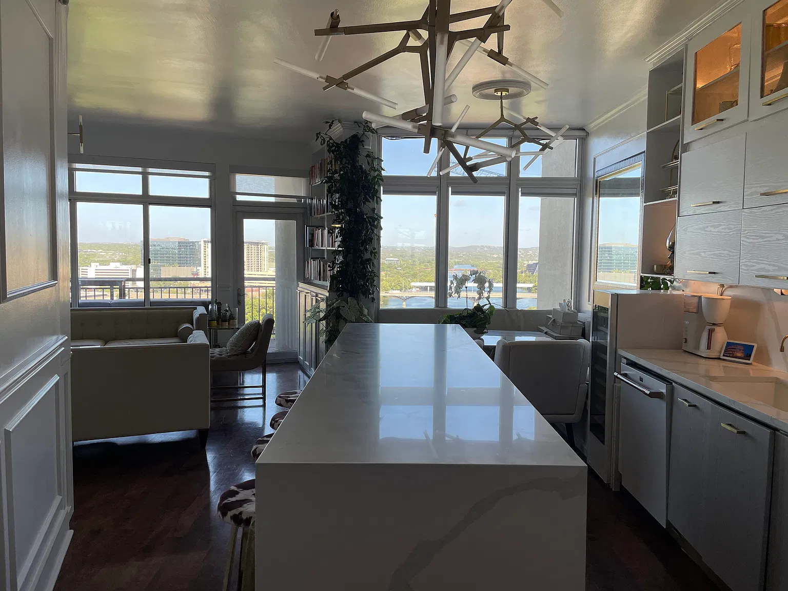 2 bed, 1219 sqft, $3,600 — Photo 4